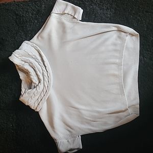 Small Chaus T-shirt sweater with a scarf like neck